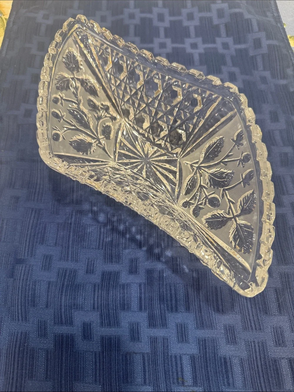 Clear Crystal Cut Serving Bowl - Elegant White-Clear Centerpiece